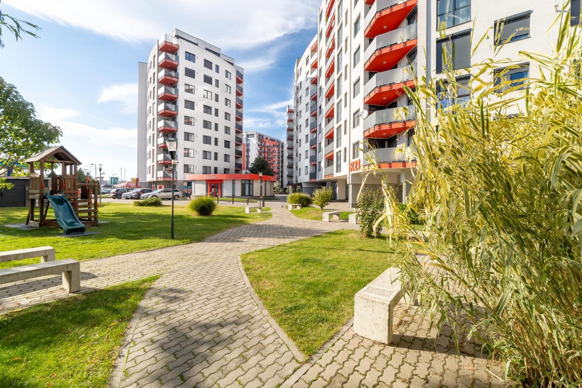 Ari Blue Apartment Ared In Kaufland Complex Arad Exteriör bild